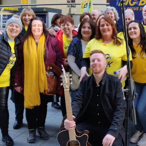 Group Make Some Noise Photo